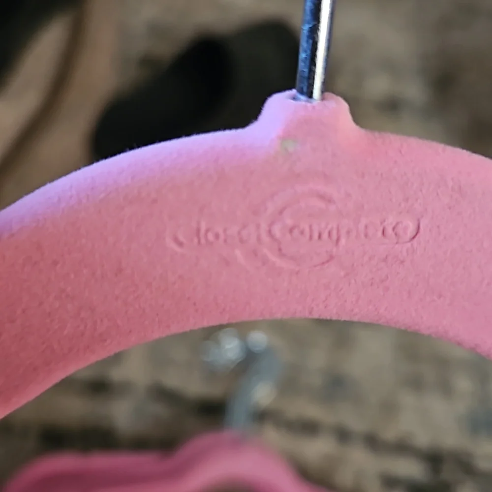 Closet Complete Pink Hangers